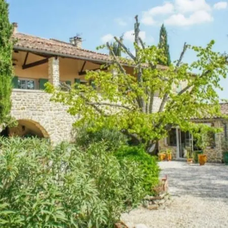 Guest house Voltaire